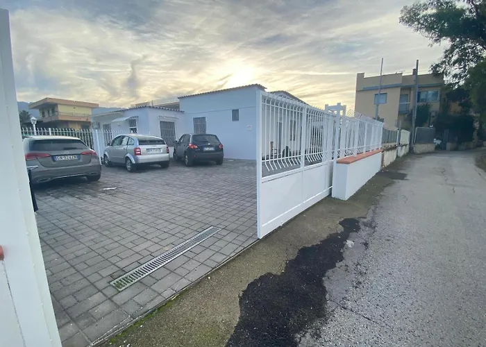 Mara House